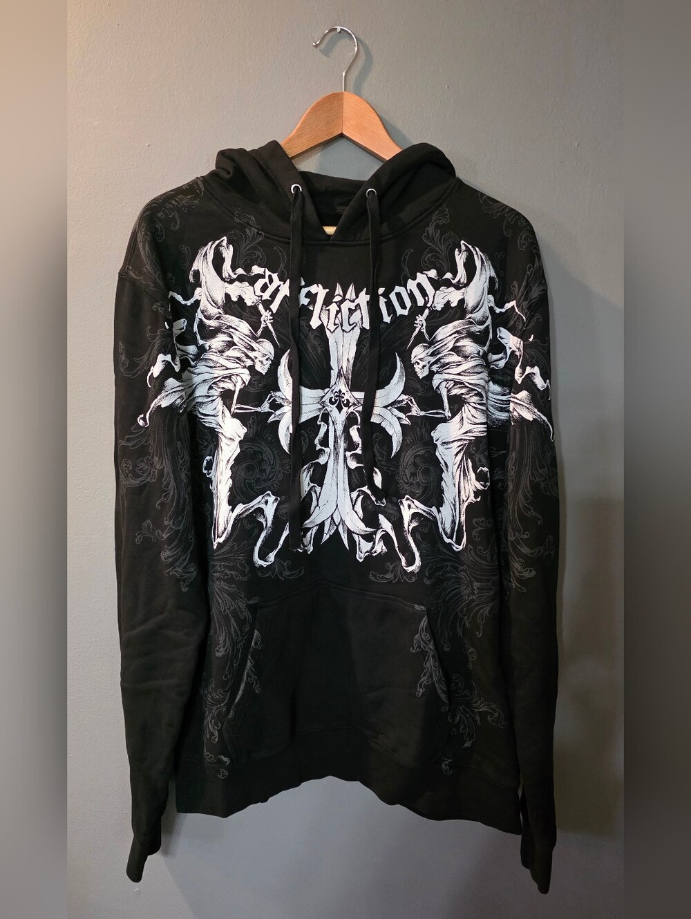 Affliction Jump Black Gothic Cross Hoodie Mens L